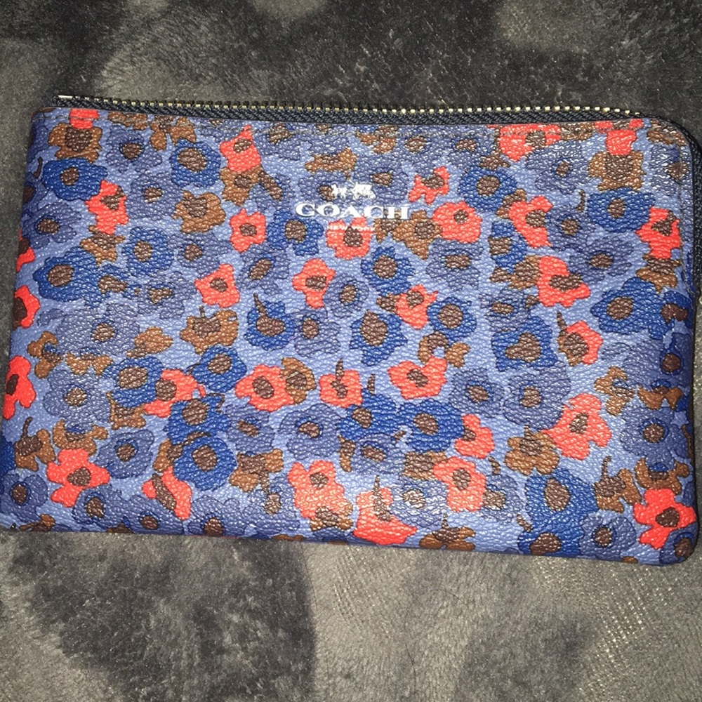 Coach wallet